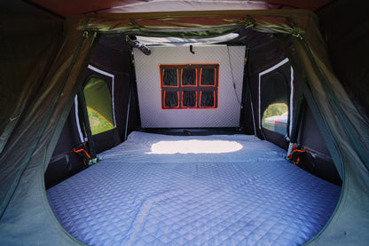 SIDE-OPENING TENT (FEBRUARY)